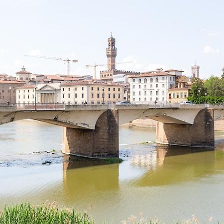 I Renai - Ponte Delle Grazie Modern Apartment Florenţa Exterior foto